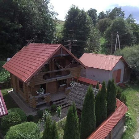 Затишний Будиночок Bukovets Exterior foto